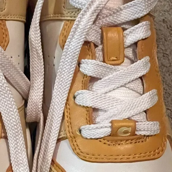 NWT Coach C201 Sneakers in Chalk/Hay - Picture 2 of 8